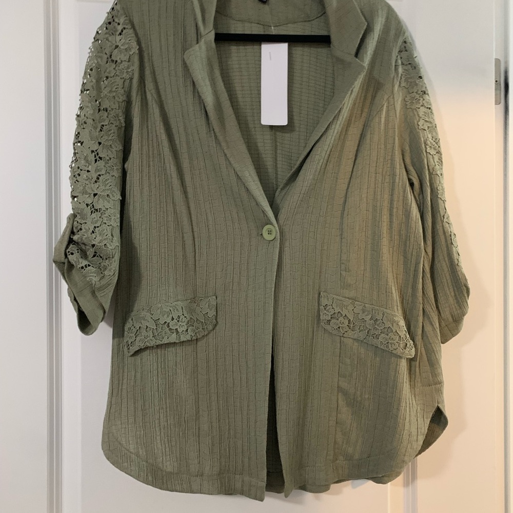 Piccadilly BNWT Large blazer